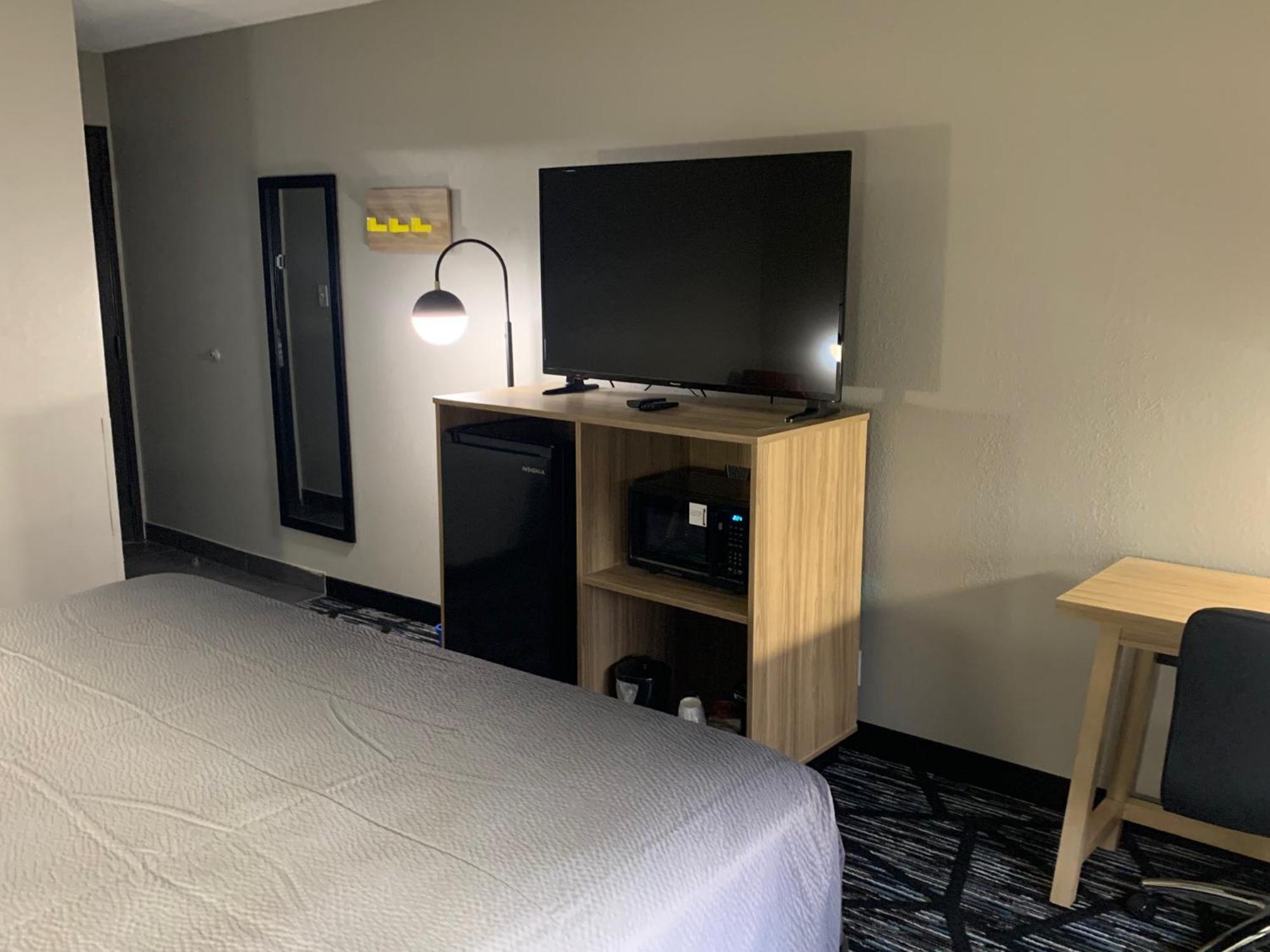 Super 8 By Wyndham Kirksville-University Area Εξωτερικό φωτογραφία