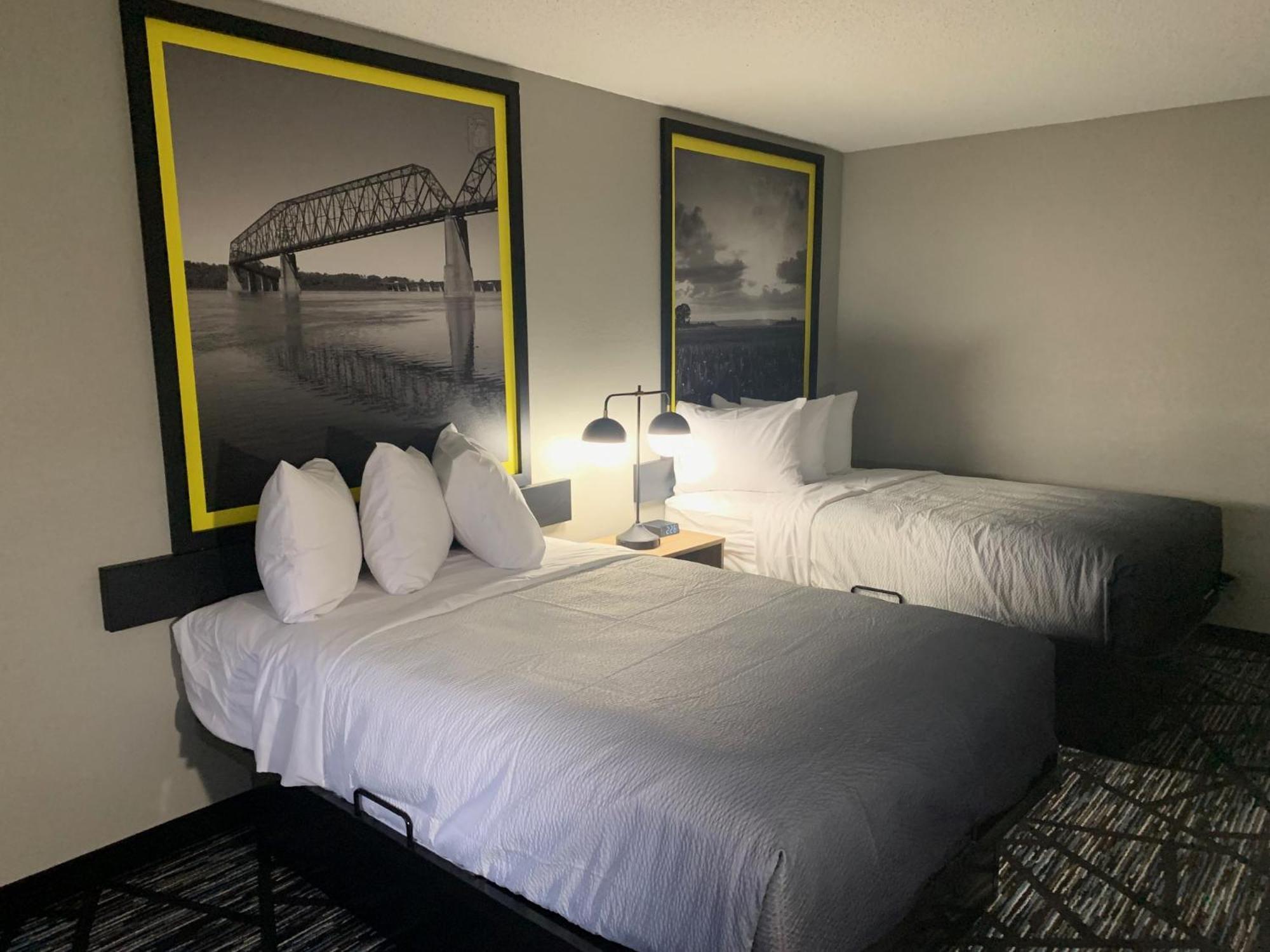 Super 8 By Wyndham Kirksville-University Area Εξωτερικό φωτογραφία
